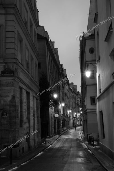 zParis la nuit